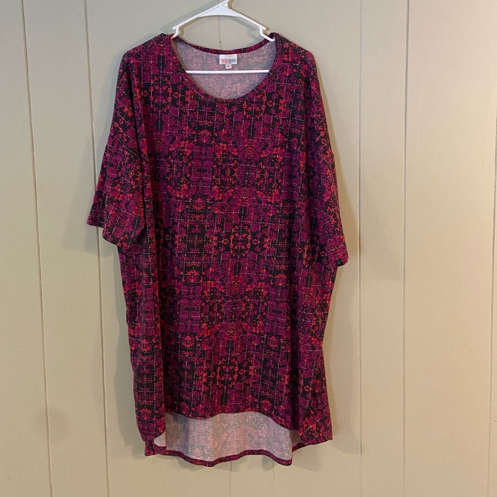Lularoe Irma Top 2x